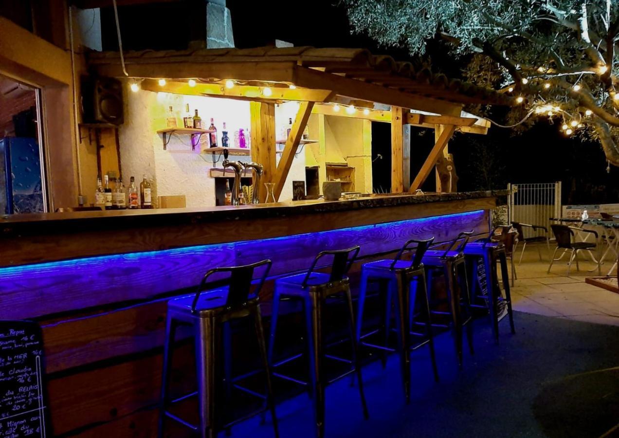 Les Chalets Du Relais D'Aguilar Tuchan Bagian luar foto