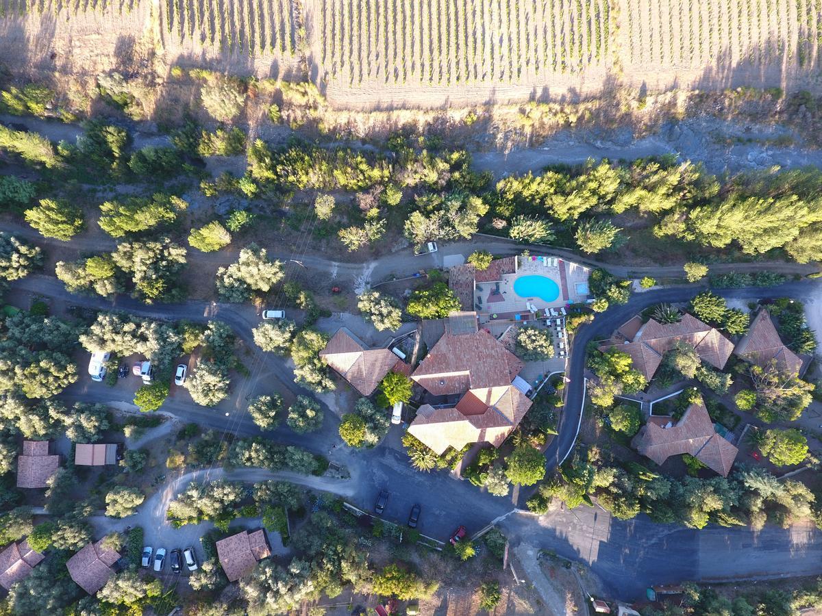 Les Chalets Du Relais D'Aguilar Tuchan Bagian luar foto